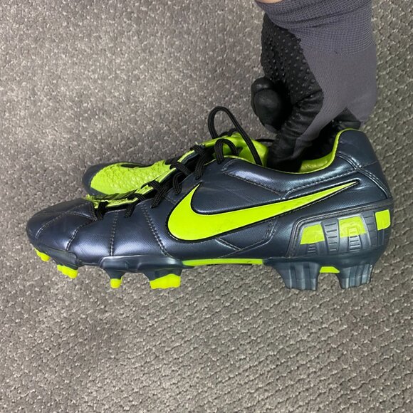 Nike T90 Strike III FG Soccer Cleats Men's 9 Total 90 Total90 385403-470 Laser - Picture 2 of 11